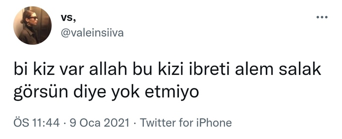 Çok yeni flörtüm var dışardaydım 5dakika uğrucam dedi geldi sokaktan gül koparmış sokaktan olması garip geldi ne anlamalıyım?