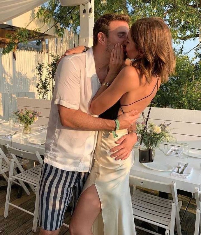 Kıskandığımızı belli etmek yanlış mıdır🙄?
