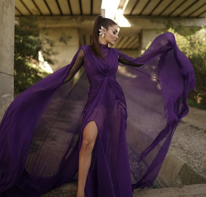 Elle Style Ödülleri’nde güzelliğiyle göz kamaştıran ünlümüz hangisi😍?