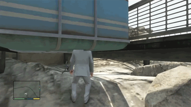 GTA 5 oynarken peşime polis takılınca oyun donmaya başlıyor, nasıl düzelir?
