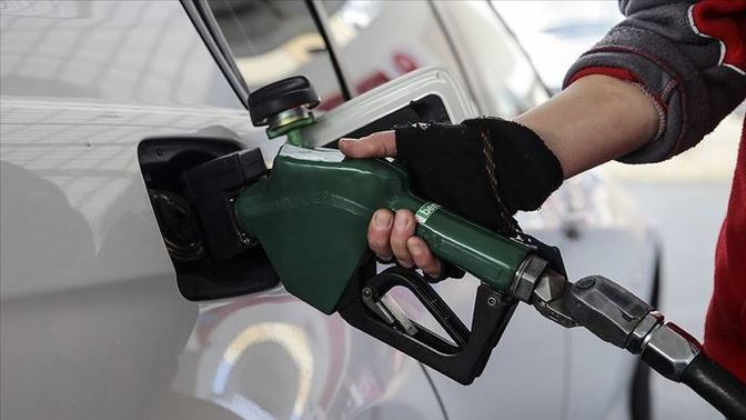 Benzin ve motorine büyük zam geliyor! Ne düşünüyorsunuz?