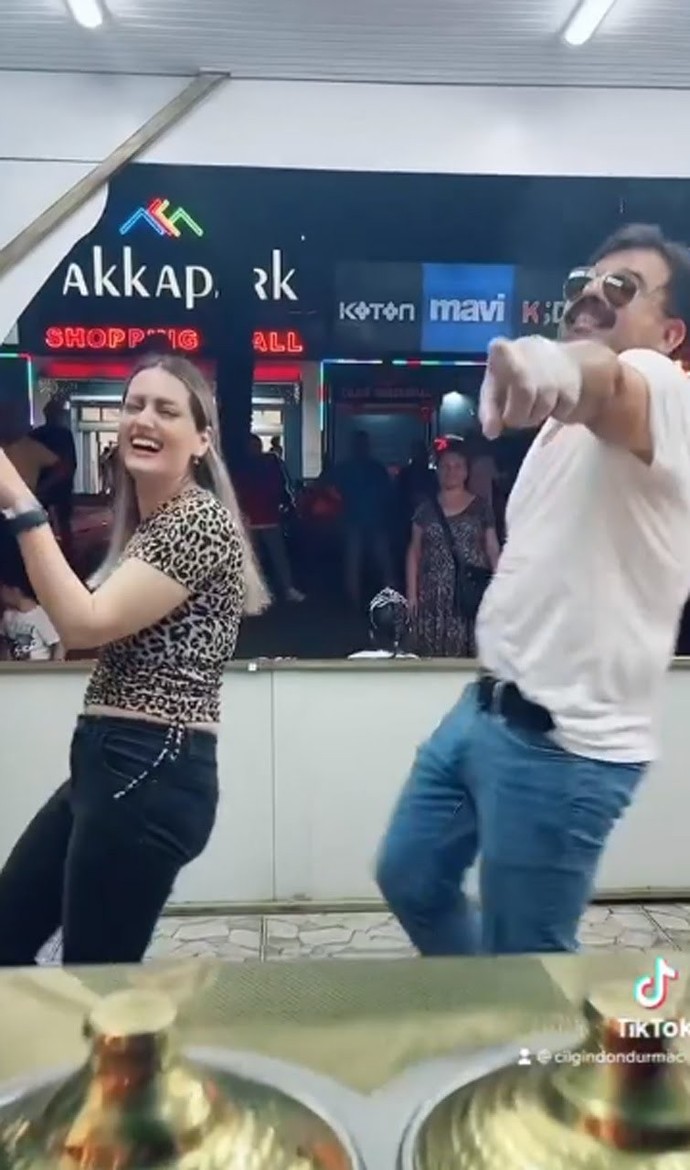 Çılgın dondurmacı hakkında ne düşünüyorsunuz?