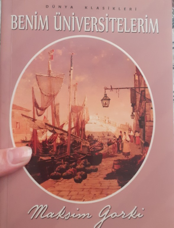 Adı bile merak uyandıran bir kitap var mı denk geldiğiniz?