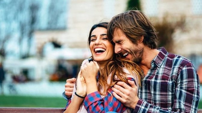 Kadınların sürekli ilgi istemeleri doyumsuz olduğunun bir kanıtı mıdır?