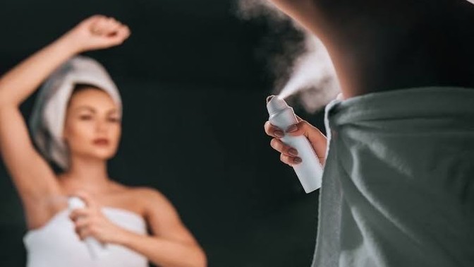Hangi ortamlarda elinize deodorant alıp dağıtasınız geliyor?