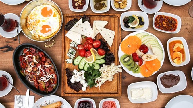 Kahvaltı yaptın mı, yoksa kahvaltıyı aparatiflerle geçiştirenlerden misin?