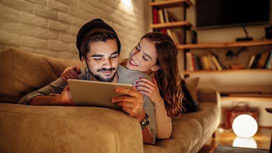 Sizi çok sevdiğini zannettiğiniz aslında sizden nefret eden bir karşı cinse aşık oldunuz mu?
