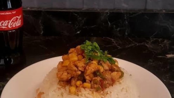 Yemek yerken hangi içecek size eşlik eder?