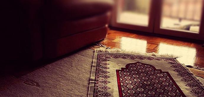 Cuma namazının farzından sonraki namaz evde veya işte kılınırmış?