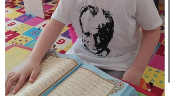 Atatürk düşmanı birisiyle evlenir miydiniz?