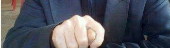 Keşke vakit geçirebileceğim bir şeyler paylaştığım birlikte olabileceğim sevgilim olsaydı hiç olmadı 21 yaşındayım neden olmuyor?