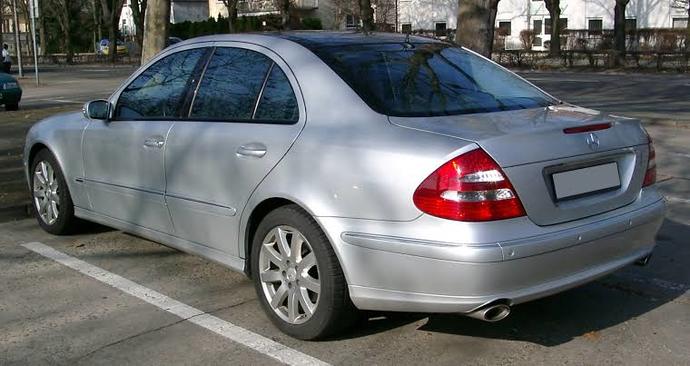 Modeli eski bir arabayı almak ister miydiniz?