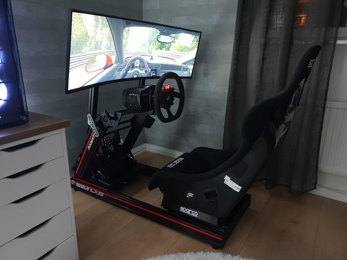 Sizce Formula 1 oyunu direksiyonla güzel oynanıyor mu?
