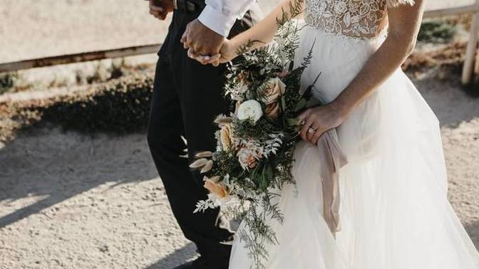 Sevgiliniz, "Düğün yapmayalım, sadece nişan ve nikah olsun." derse ne dersiniz?
