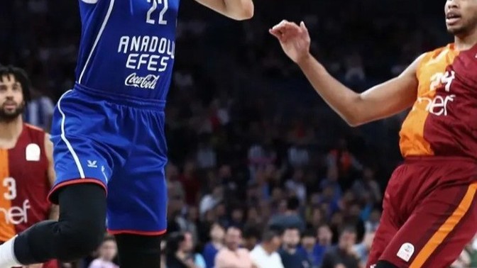 Anadolu Efes finalde Fenerbahçe Beko ile eşleşti , ne düşünüyorsunuz?