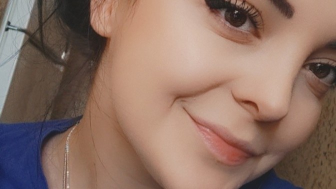 Dudaklarım çok ince bu yüzden dolgu yaptırmak istiyorum, sizce gerek var mı?