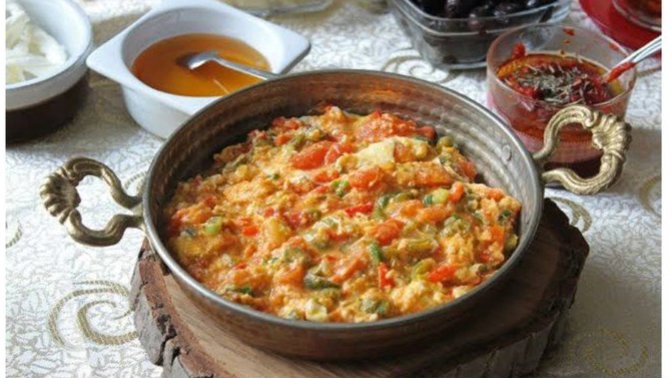 Sucuklu yumurta mı, menemen mi?