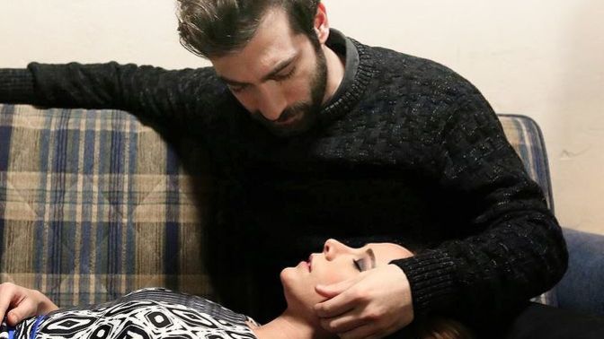 Sevdiğinizin resmine bakar mısınız?