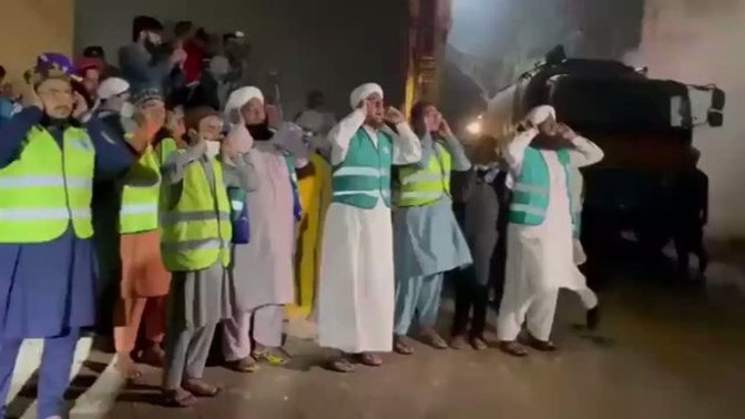 Ezan, duâ, tekbir ve salavatla ile yangın söner mi?