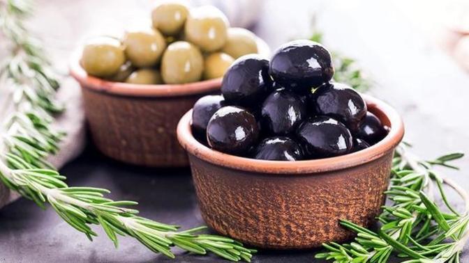 Alışverişte tercihiniz siyah zeytin mi, yeşil zeytin mi?