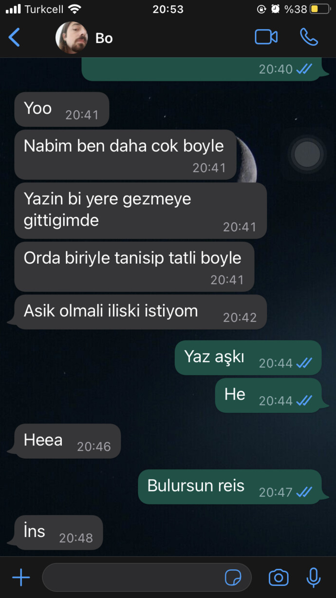 Sevdiğim insan aşık olmak istiyor ama bana değil ne kadar üzücü bir his çok üzgünüm ya?