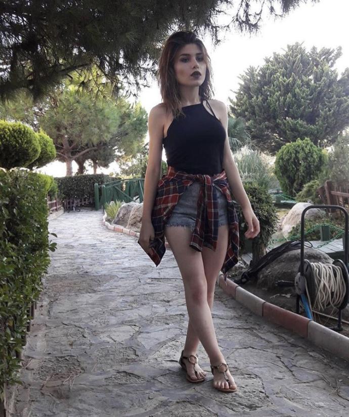 Uzun kızların minyon kızları kıskanması ve bazı çekememezlikler?
