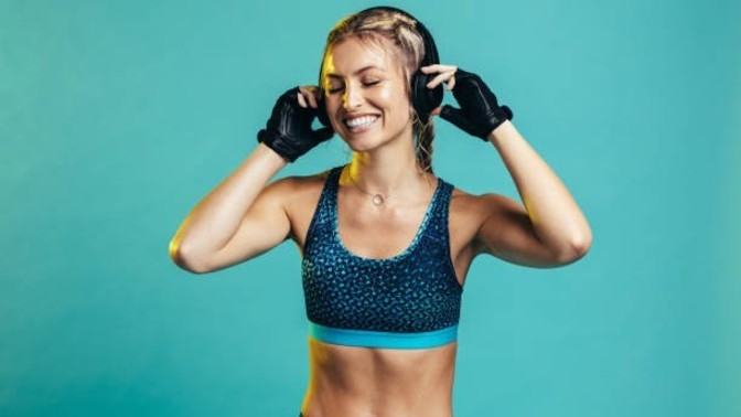 Spor yaparken dinlenecek müzik önerir misiniz?