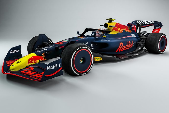 Formula 1in 2022 araç tasarımlarını sevdiniz mi? Sizce 2021 mi, 2022 mi?