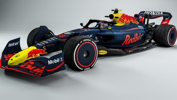 Formula 1'in 2022 araç tasarımlarını sevdiniz mi? Sizce 2021 mi, 2022 mi?