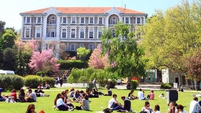 Sırf okumuş olmak için üniversite okunur mu?