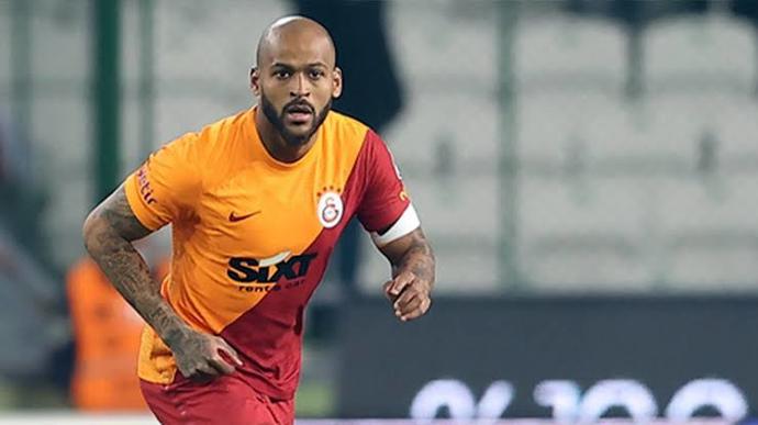 Sevilla taraftarı Marcaonun transfer edilmesini istiyor. Sizce Marcao satılmalı mı?