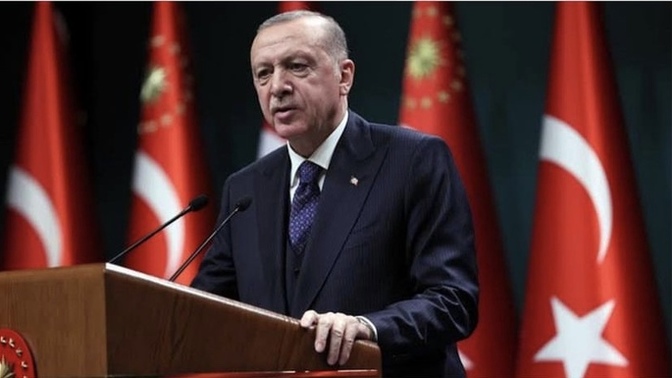 Recep Tayyip Erdoğan, 2023 seçimlerinde Cumhurbaşkanı adayı olacağını açıkladı. Sizce tekrardan seçilir mi?
