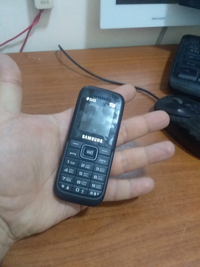 Hala bu telefonu kullanan var mı arkadaşlar?