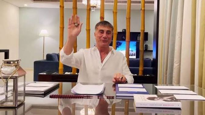 Erkek/ kadın sizin için şiir yazsa saklar mısınız?