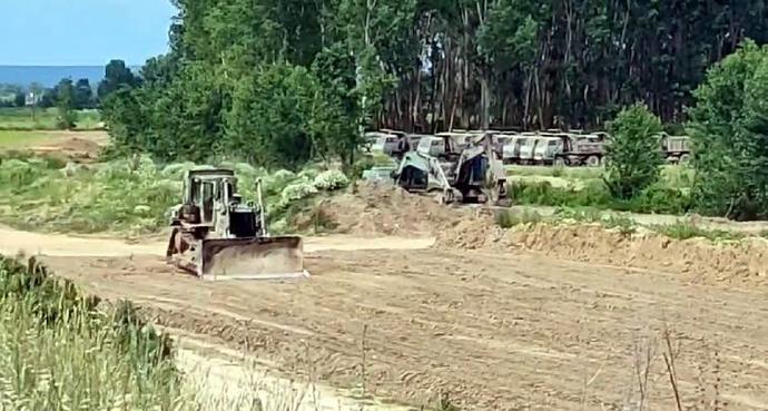 Yunanistan Meriç nehri kıyısına tanksavar hendekler kazmaya başladı. Bu işin sonu sizce ne olur?