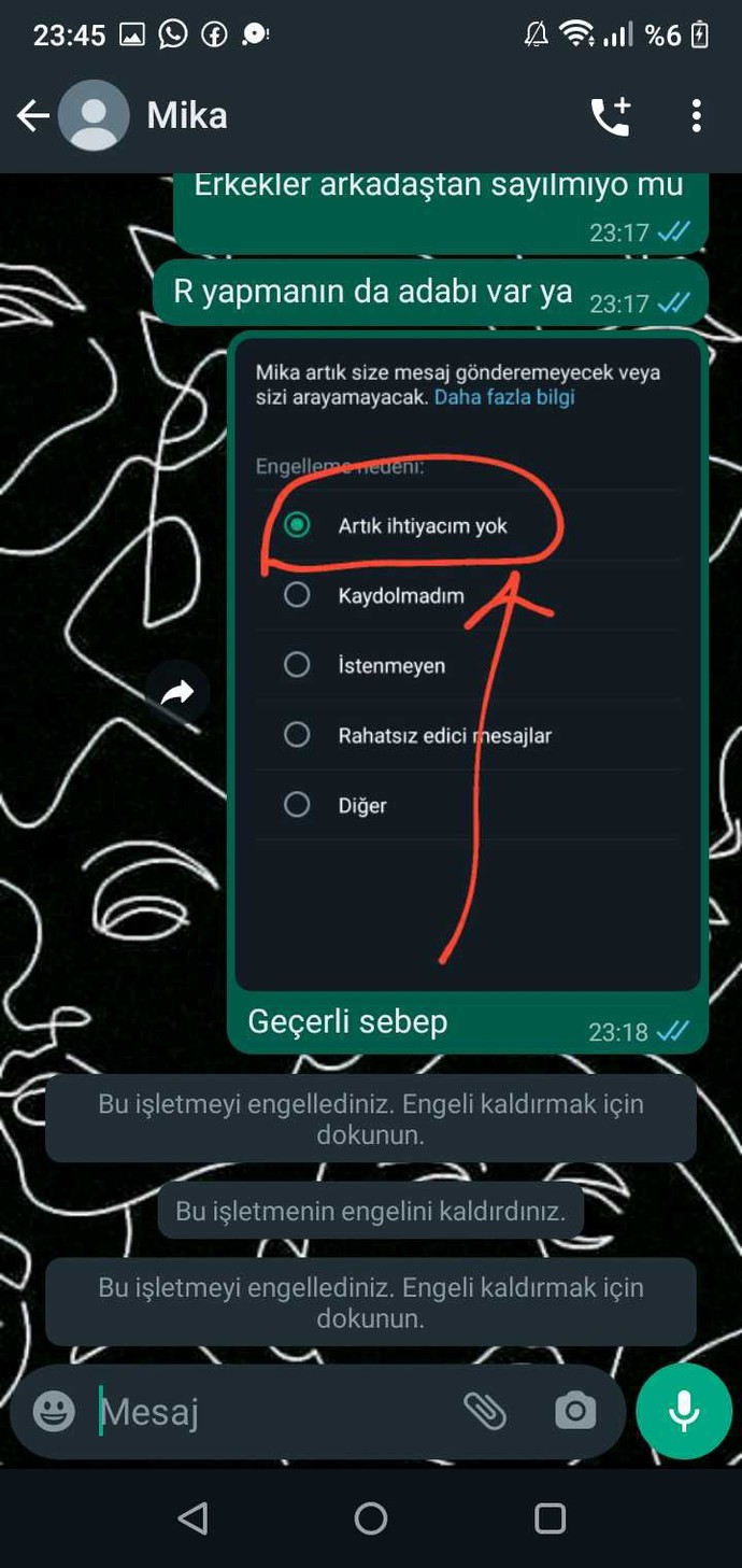 Neden yalanını yakaladığım halde devam etmeye çalışıyor?