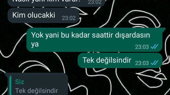 Neden yalanını yakaladığım halde devam etmeye çalışıyor?