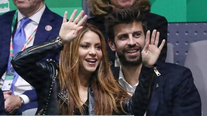 Pique nin Shakira gibi bir kadını aldattığı dünyada sadık bir karşı cins olduğuna inanan var mı hala?