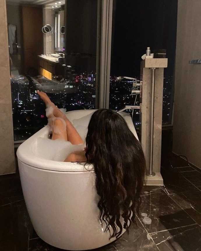 Seks yaparken izlenmekten rahatsız olur musunuz?