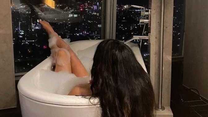 Seks yaparken izlenmekten rahatsız olur musunuz?