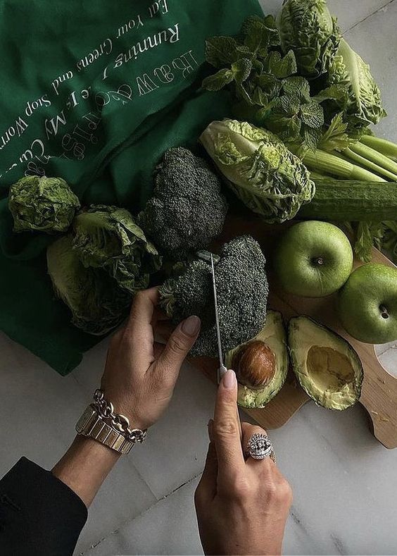 Sağlıklı beslenmek bile pahalıya patlıyor, bu devirde nasıl kilo vereceğiz?