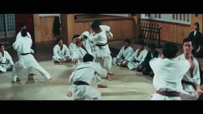 Bruce Lee ve Jackie Chan filmlerinin hangilerini seviyorsunuz?
