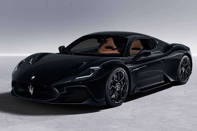 Maserati MC20ye sizce hangi renk daha çok yakışıyor?