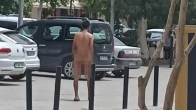 Mardin'de bir adam çıplak gezerken yakalandı! Sizce son zamanlarda vatandaşlar niye çıplak geziyor?