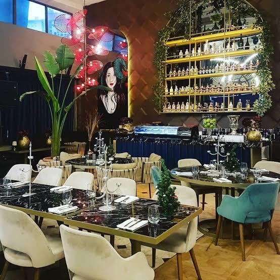 En uygun yerde bile yemek yemek lüks mü?