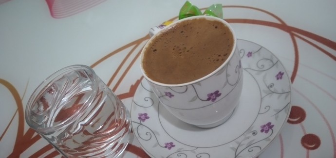 Suyu kahveden önce mi sonra mı içiyosunuz?