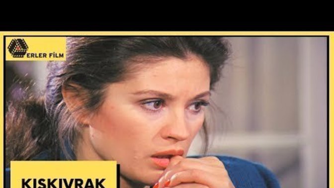 Bu tarık akan filmindeki baş kısmındaki intro başlangıç şarkısının adını bilen var mı?