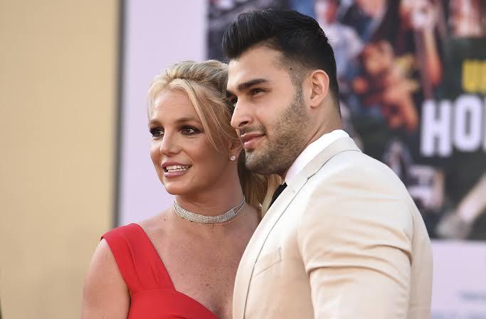 Britney Spears servetini korumak için evlilik sözleşmesi imzalattı! Evlilik sözleşmesi gerekli mi?