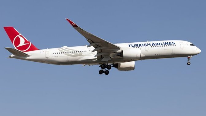 Siyasetin yeni polemiği Turkish Airlines oldu. Sizce uçağın gövdesinde nasıl bir isim olmalı?