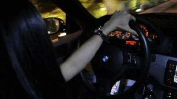Kadınlar ehliyet alırken daha fazla eğitimden geçmeli mi?